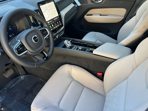 New 2026 Volvo XC60 T8 Plus w/ Climate Package AWD/4WD image 7