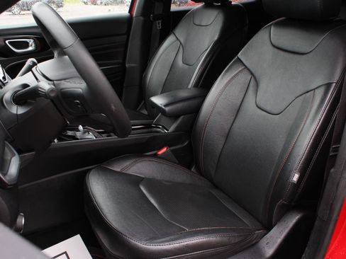 Used 2023 Jeep Compass Limited AWD/4WD image 17