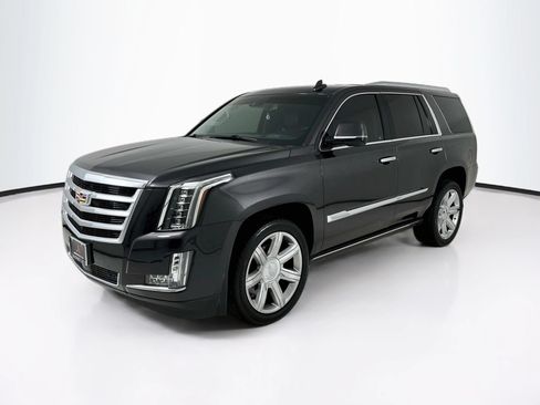 Used 2016 Cadillac Escalade Premium AWD/4WD image 3