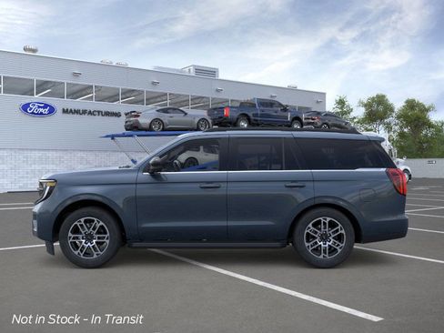 New 2025 Ford Expedition Active image 3