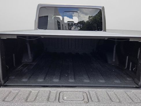 Used 2025 Jeep Gladiator Sport AWD/4WD image 15