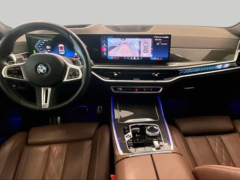 Used 2024 BMW X7 M60i w/ Executive Package AWD/4WD image 14