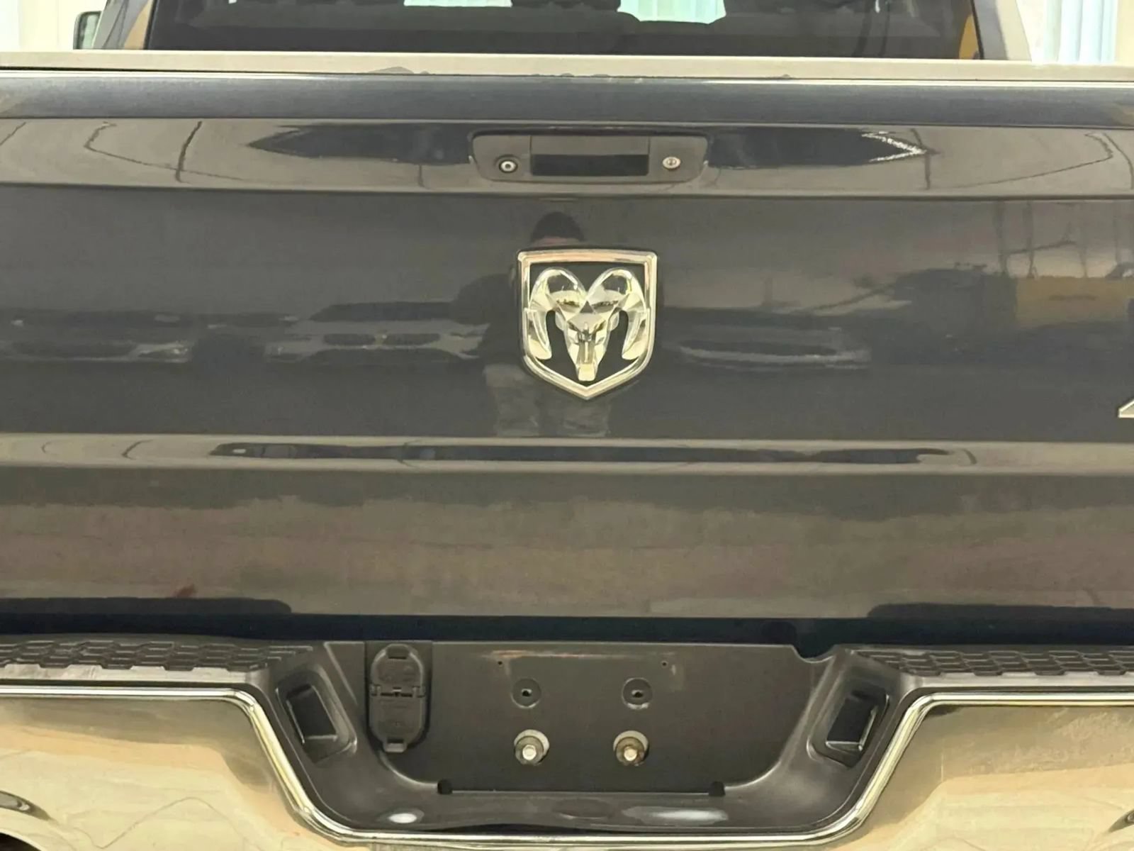 Used 2018 RAM 1500 Express w/ Express Value Package AWD/4WD image 11