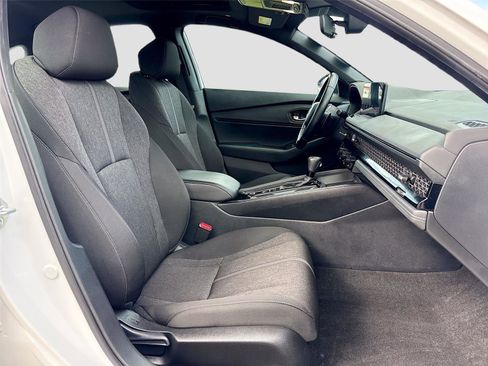 Certified 2024 Honda Accord Sport image 30