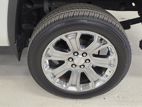 Used 2018 GMC Sierra 1500 Denali w/ Denali Ultimate Package AWD/4WD image 57