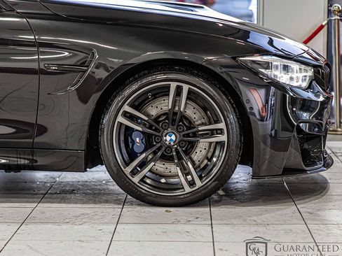 Used 2018 BMW M4 Coupe w/ Executive Package RWD image 10
