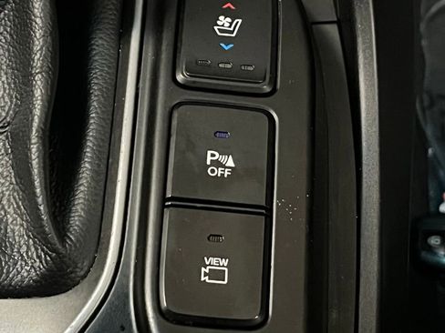 Used 2017 Hyundai Santa Fe SE w/ SE Ultimate Tech Package 03 image 13