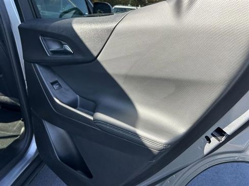 Used 2025 Chevrolet Equinox LT w/ Convenience Package II image 22