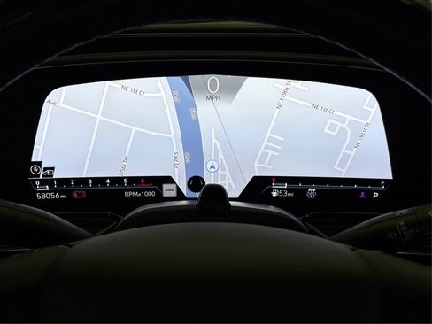 Used 2022 Cadillac Escalade Premium Luxury w/ Performance Package image 18