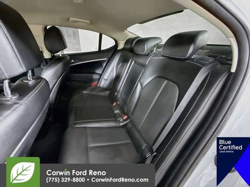 Used 2022 Genesis G70 2.0T AWD/4WD image 27