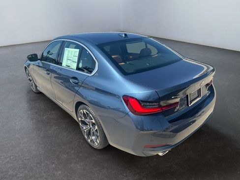 Used 2025 BMW 330i xDrive Sedan w/ Premium Package image 18