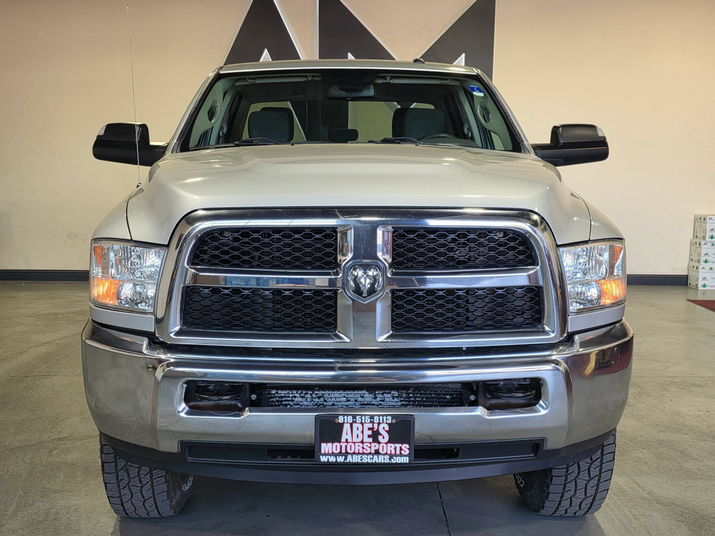 Used 2016 RAM 2500 Tradesman w/ Chrome Appearance Group AWD/4WD image 2