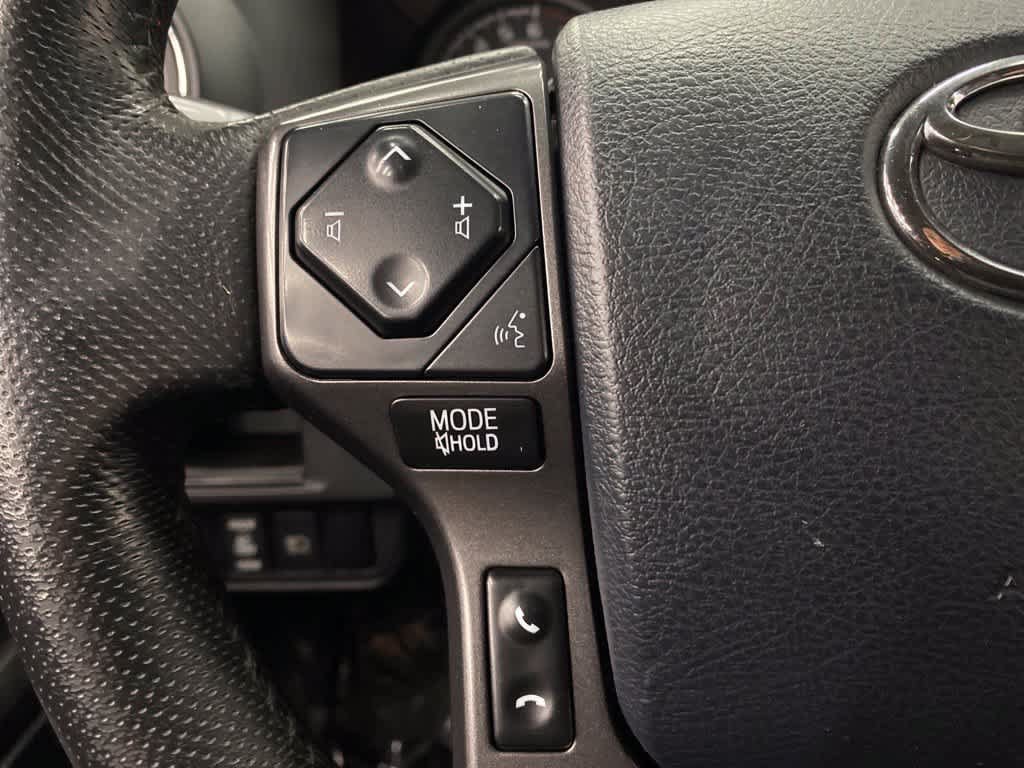 Used 2018 Toyota Tacoma TRD Off-Road AWD/4WD image 20