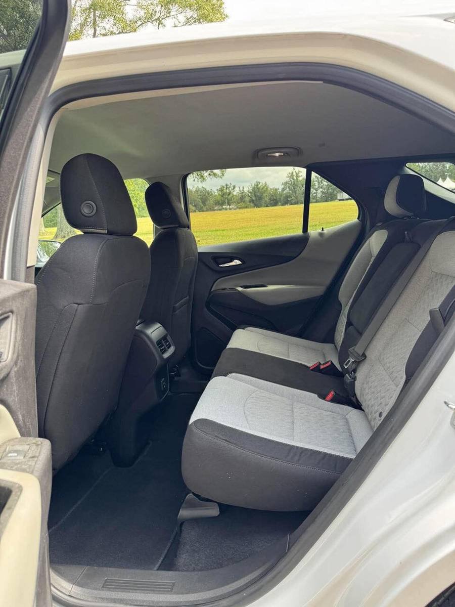 Used 2024 Chevrolet Equinox LS w/ LS Convenience Package FWD image 20