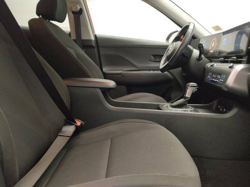 Used 2024 Hyundai Kona SEL FWD image 21