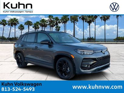 New 2025 Volkswagen Tiguan SE R-Line