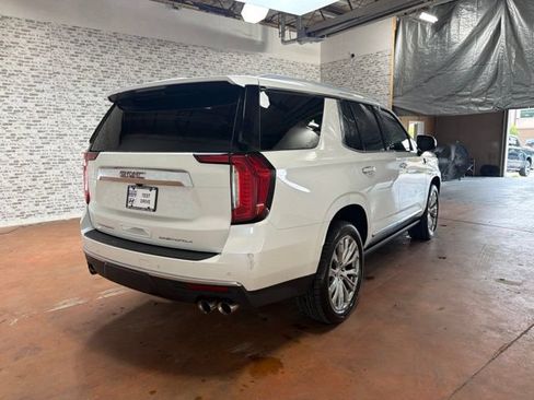 Used 2023 GMC Yukon Denali AWD/4WD image 7