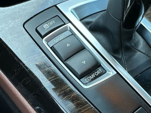 Used 2012 BMW 650i Convertible image 32