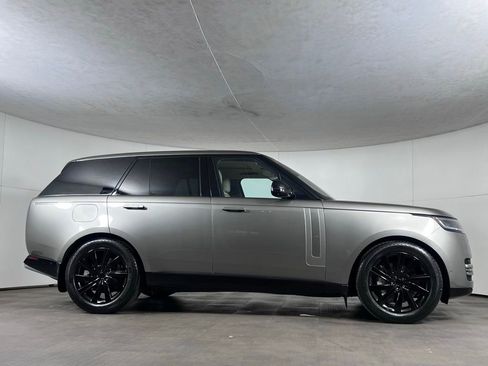 Used 2023 Land Rover Range Rover SE AWD/4WD image 8
