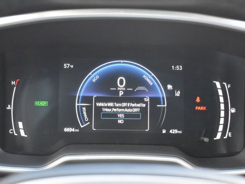 Used 2025 Toyota Corolla XLE image 10