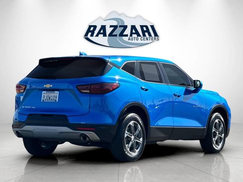 Used 2024 Chevrolet Blazer LT image 3