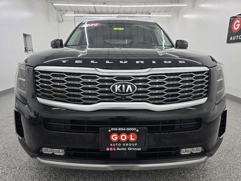 Used 2020 Kia Telluride SX w/ Towing Package FWD image 3