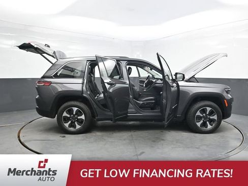 Used 2023 Jeep Grand Cherokee 4WD 4xe image 59