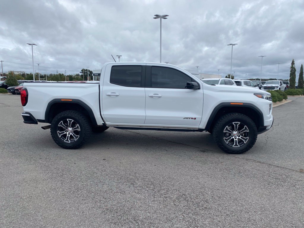 Used 2025 GMC Canyon AT4 AWD/4WD image 5