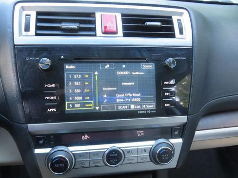 Used 2015 Subaru Outback 2.5i Limited AWD/4WD image 18
