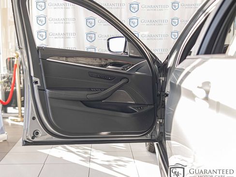 Used 2023 BMW M550i xDrive M550i xDrive w/ Executive Package image 37