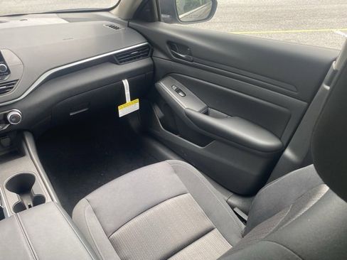 New 2025 Nissan Altima 2.5 S image 33