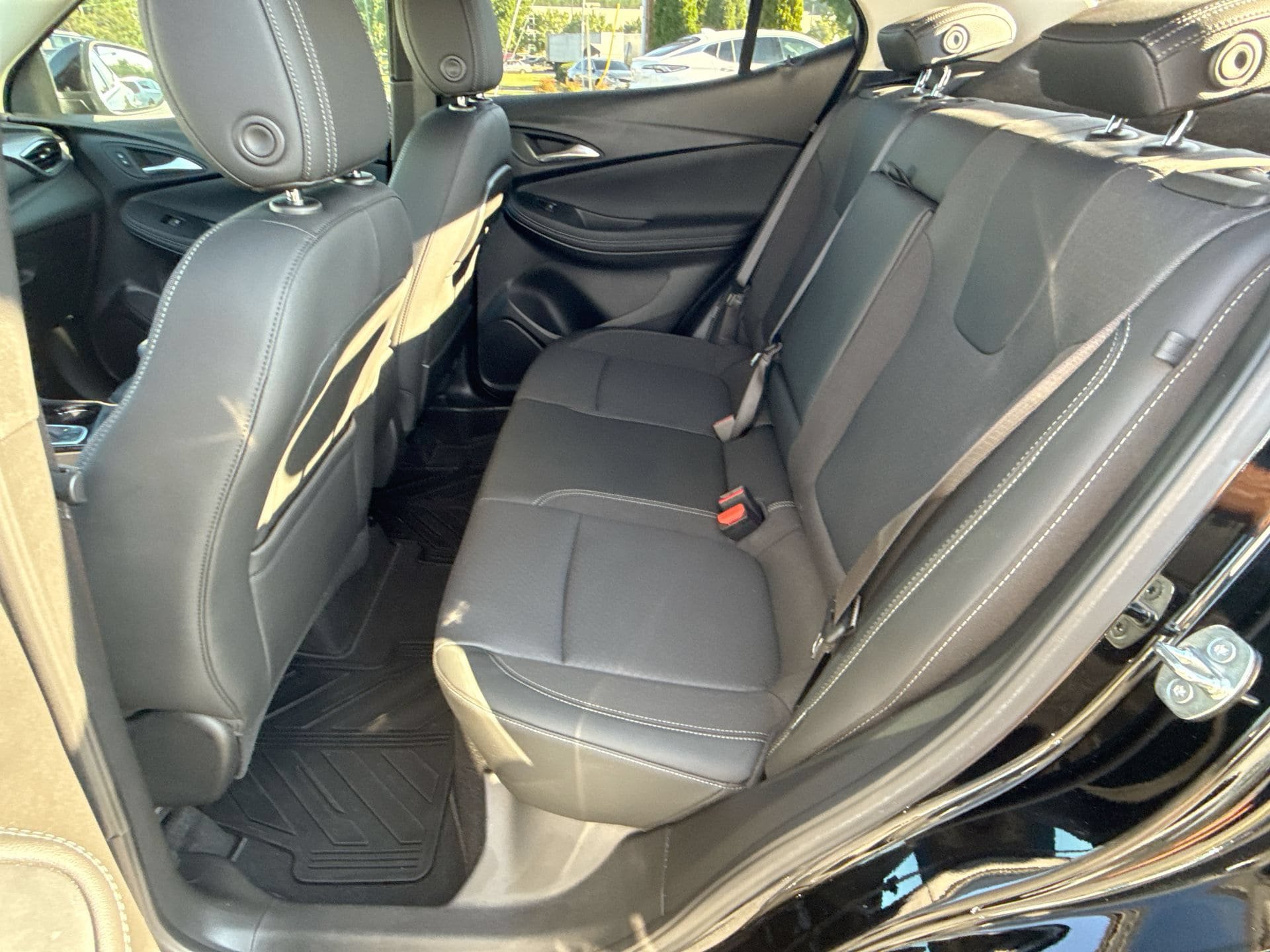 Used 2022 Buick Encore GX Select FWD image 8