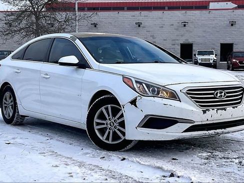 Used 2016 Hyundai Sonata SE image 31