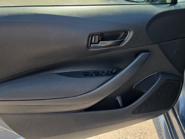 Used 2024 Toyota Corolla LE FWD image 17