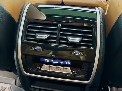 Used 2023 BMW X6 xDrive40i w/ M Sport Package image 27