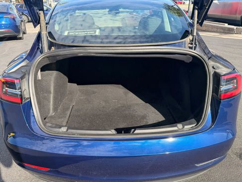 Used 2023 Tesla Model 3 Standard Range RWD image 9