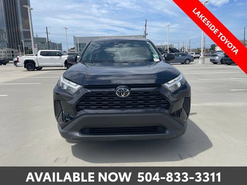 Used 2024 Toyota RAV4 LE FWD image 8