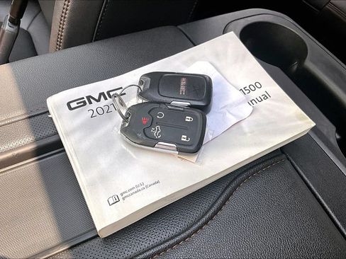 Used 2021 GMC Sierra 1500 AT4 w/ AT4 Value Package AWD/4WD image 36