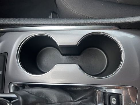 Used 2023 Chevrolet Malibu LT image 23