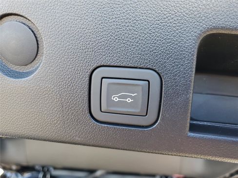 New 2026 GMC Terrain Elevation w/ Elevation Premium Package image 9