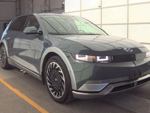 Used 2024 Hyundai Ioniq 5 Limited image 1