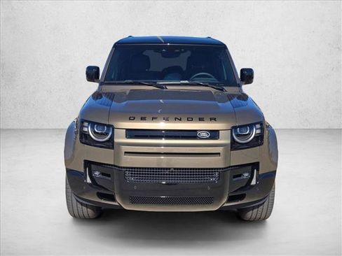 New 2026 Land Rover Defender 110 X-Dynamic SE image 6