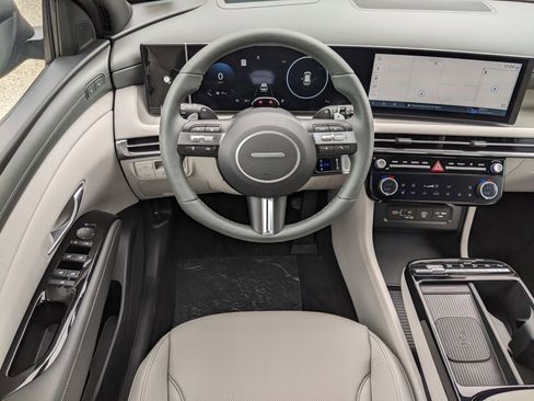 New 2026 Hyundai Tucson Limited image 13