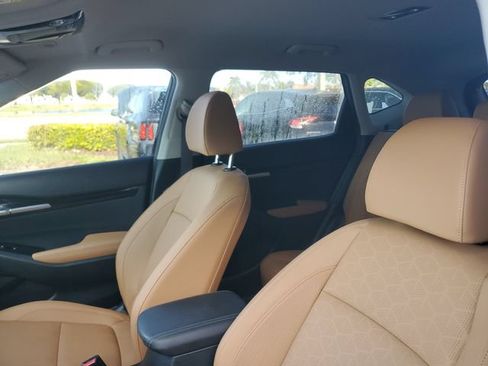 Certified 2024 Kia Seltos SX AWD/4WD image 16