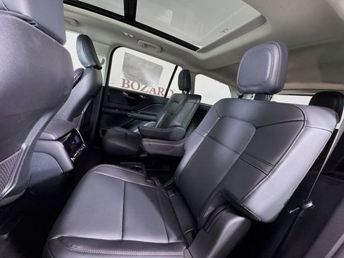 New 2026 Lincoln Aviator AWD image 26