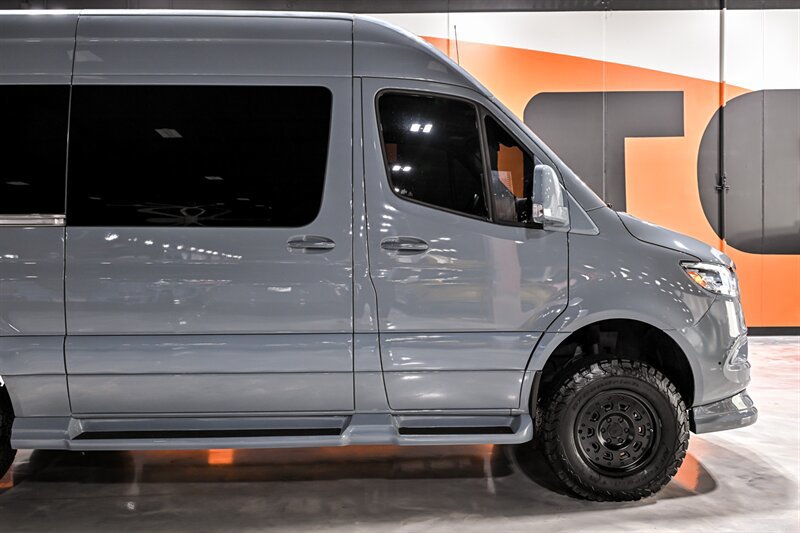 Used 2023 Mercedes-Benz Sprinter 2500 image 5