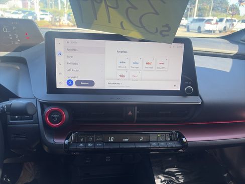 Used 2024 Toyota Prius Prime Premium w/ Advanced Technology Package FWD image 9