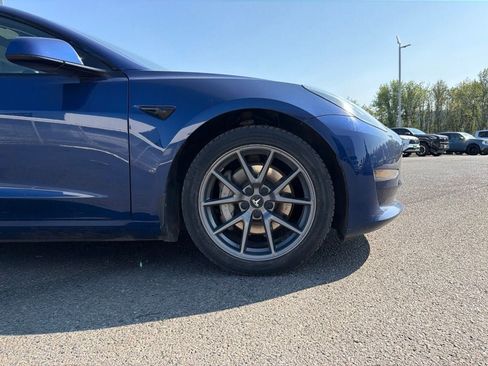 Used 2021 Tesla Model 3 Standard Range Plus RWD image 3