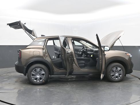 New 2026 Nissan Kicks S image 44