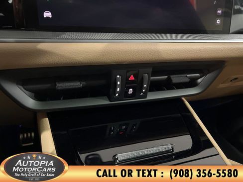 Used 2025 Porsche Cayenne S AWD/4WD image 44